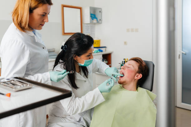 Best Cracked Tooth Emergency Dentist  in Nooksack, WA